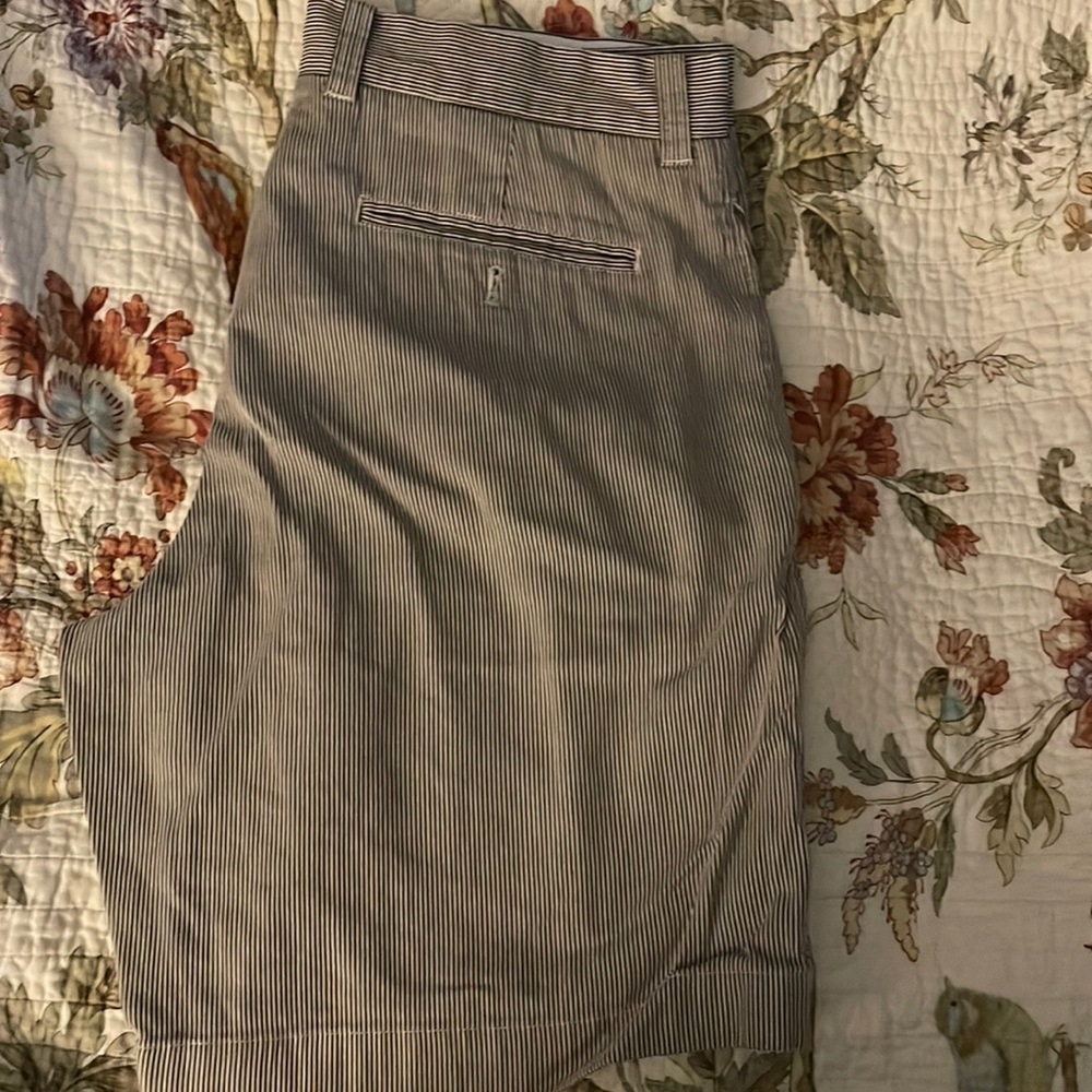 Jcrew Seersucker Shorts. 36 waist 7 in